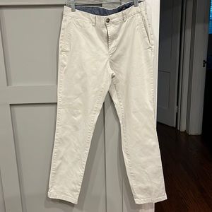 Vineyard Vines khaki breaker pants- excellent condition